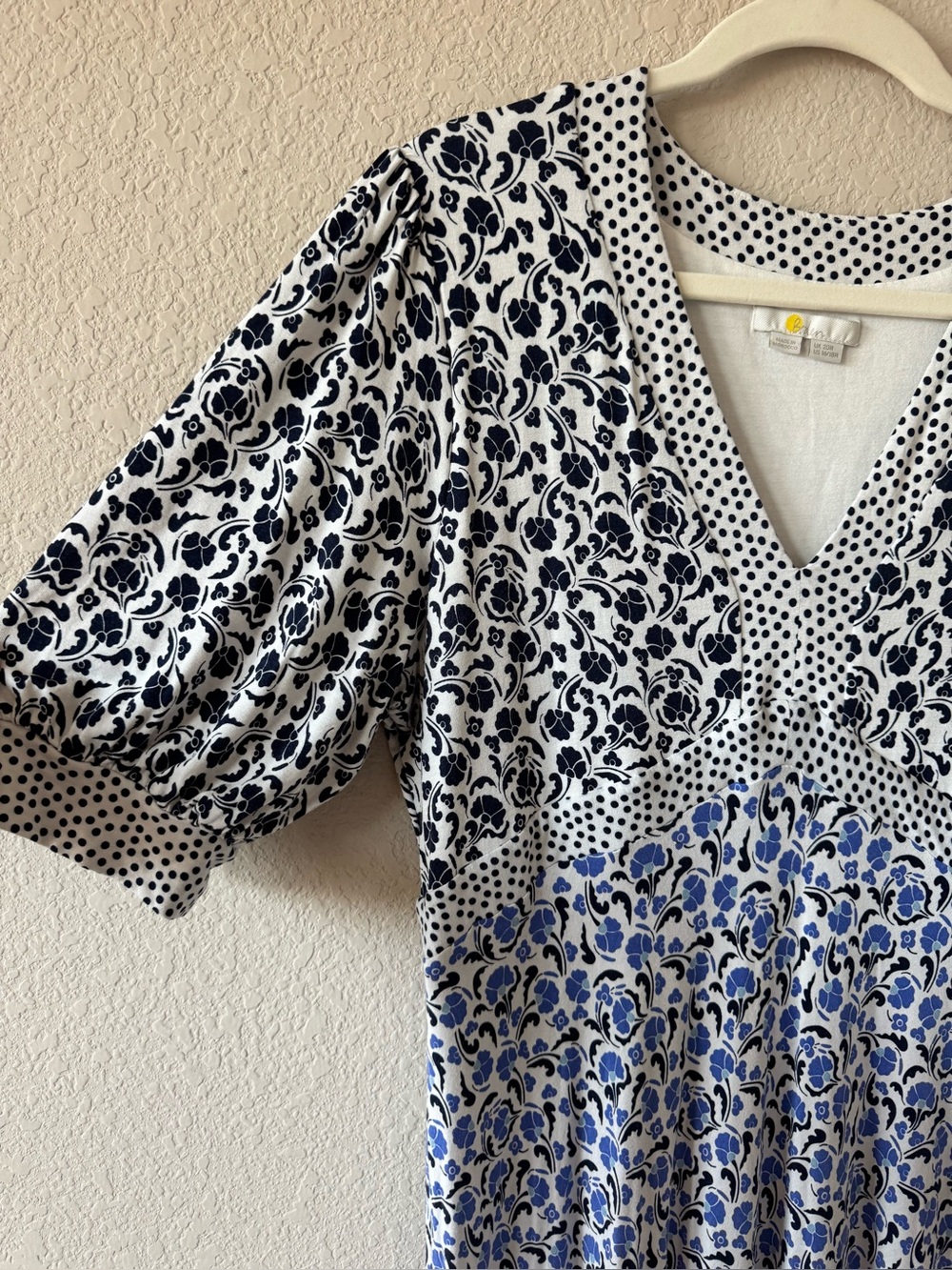 Boden Blue and White Floral V‑Neck Midi Dress Empire Waist 16/18 - Picture 3 of 9